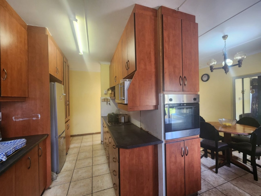 3 Bedroom Property for Sale in Delvillepark Western Cape